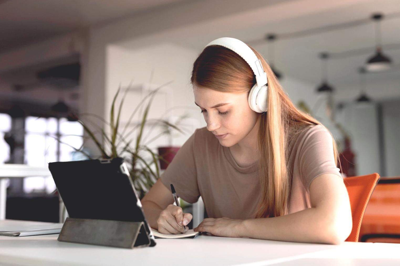 Modélisation financière et création de scénarios